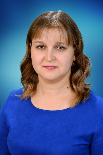Педагогический работник Карих Валентина Андреевна